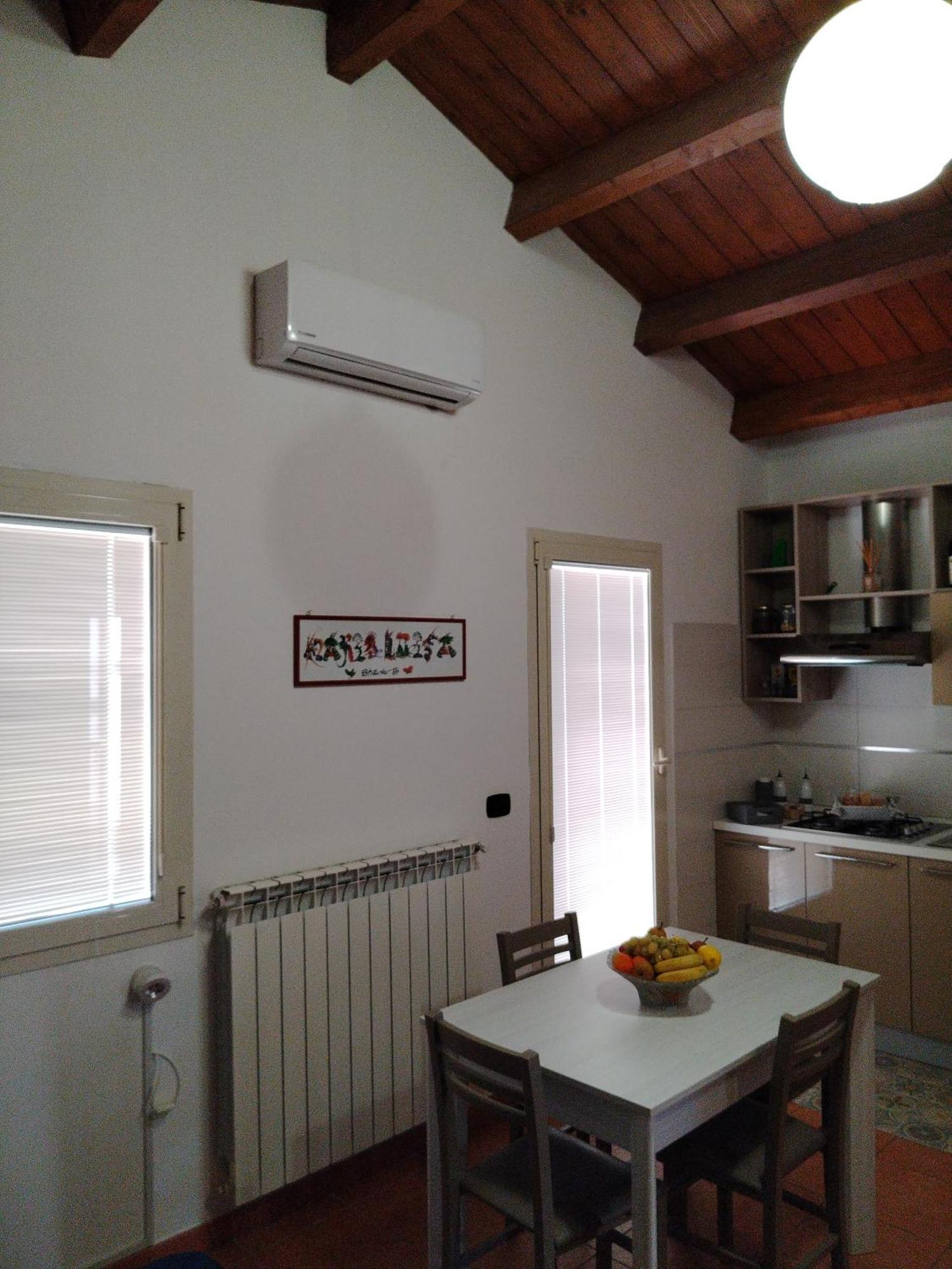 Appartamento Mansarda Con Terrazzo Privato Barletta Esterno foto