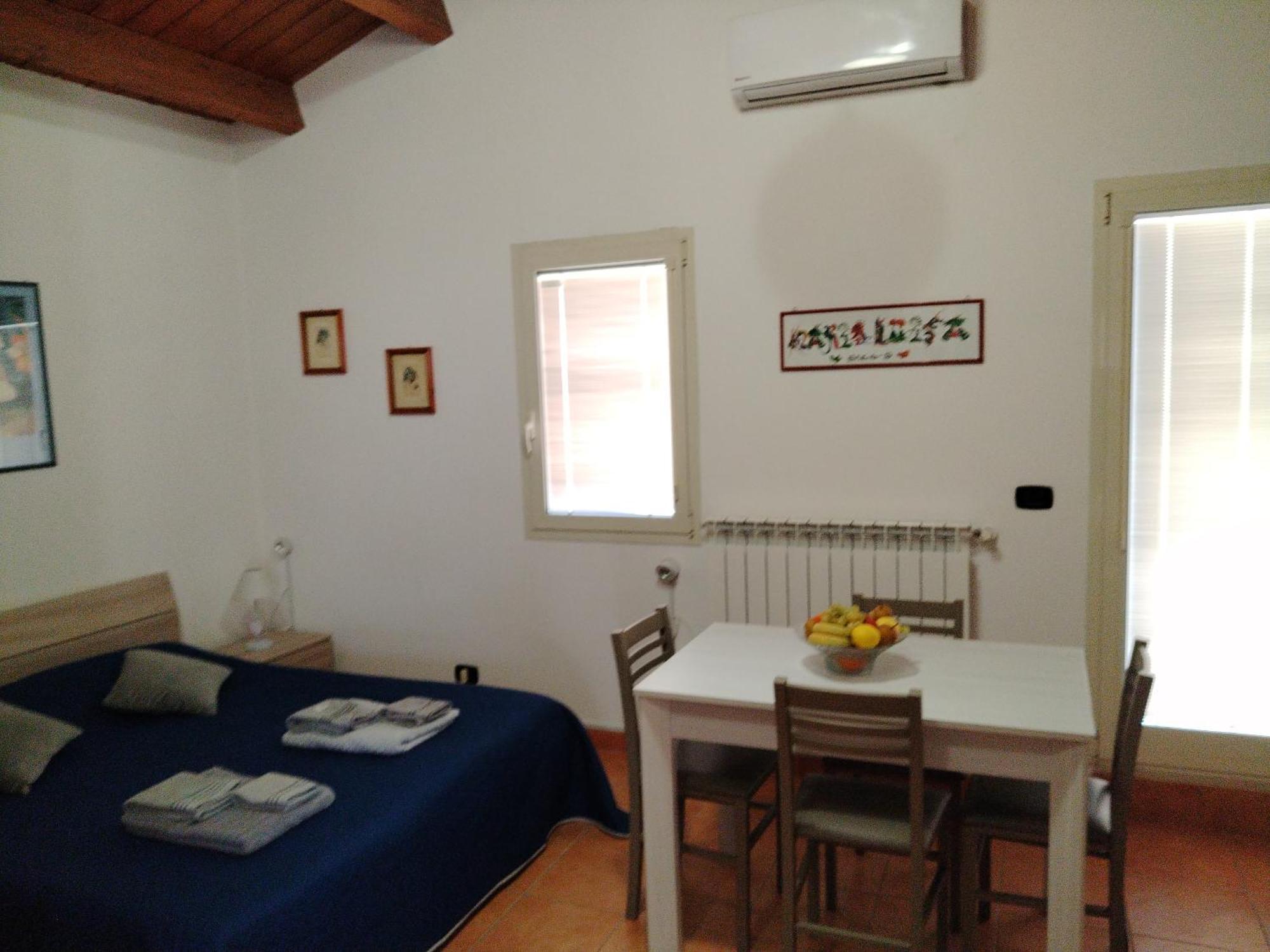 Appartamento Mansarda Con Terrazzo Privato Barletta Esterno foto